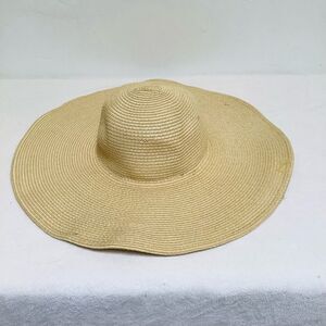 FLOPPY STRAW HAT 